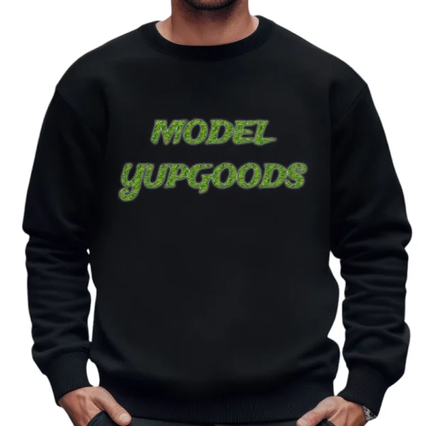 Model Yupgoods Sweatshirt - Black