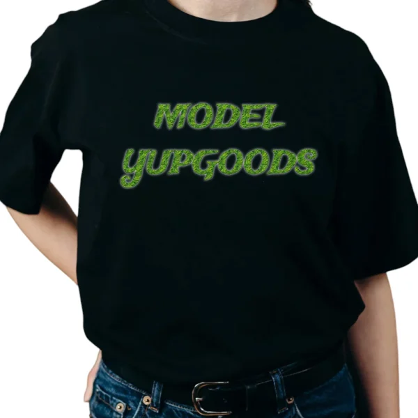 Model Yupgoods TShirt - Black